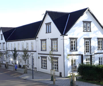 Das 3-Sterne-Aars Hotel ist ein gemütliches Stadthotel aus dem Jahr 1897 im Herzen der Stadt Aars.