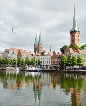 You'll stay a few hundred metres from the beautiful old UNESCO-listed town centre with its unique maritime charm.