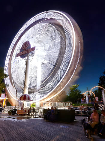 Tivoli Friheden är en av Aarhus roligaste attraktioner för både stora som små.