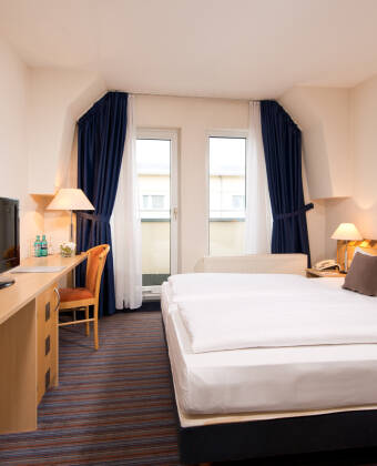 På hotellet kan I få en god nats søvn efter en lang dag fyldt med nye oplevelser og indtryk.