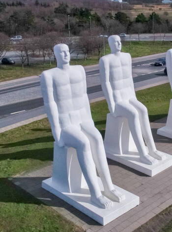 Das moderne Hotel liegt verkehrsgünstig im Zentrum von Esbjerg an der Westküste Dänemarks. Daher ist es ein guter Ausgangspunkt für Unternehmungen in Westküstennühe.