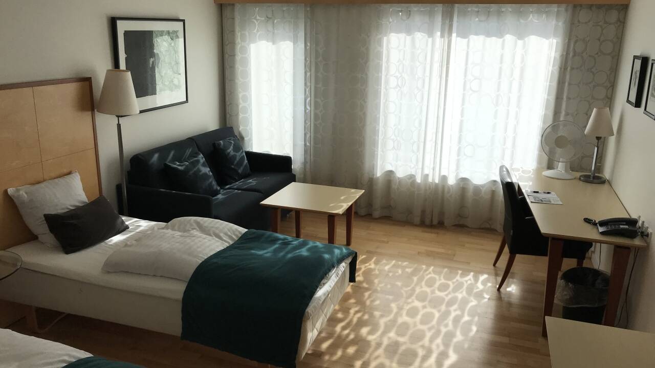 Hotellets værelser er moderne og stilfuldt indrettet