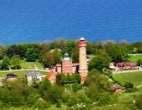 Kør en tur til Putgarten på øens nordspids og oplev bl.a. fyrtårnene i Kap Arkona og vandreklinten Siebenschneiderstein.