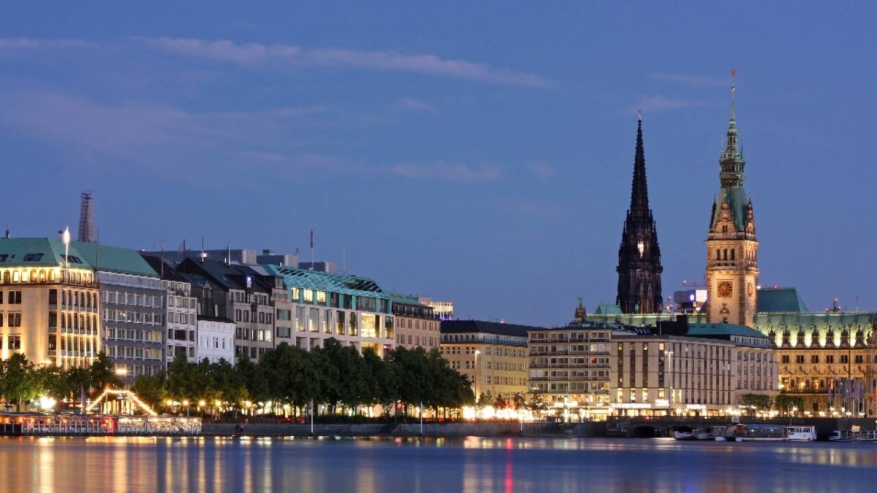 Dette hotel tilbyder et 4.5-stjernet ophold tæt på hansestaden Hamburgs smukke og kulturrige centrum.