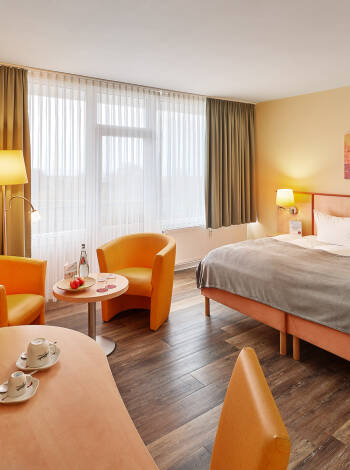 The bright, spacious and tastefully decorated rooms have a private terrace or balcony.