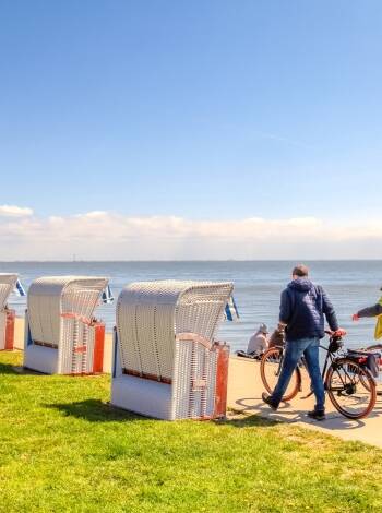 When you’re in the mood for fresh air, the North Sea coast isn’t far away.