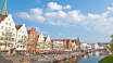Hotellet passar perfekt om ni vill kunna utforska gamla stan i Lübeck, stadsdelen har funnits på UNESCOs världsarvslista sedan 1987