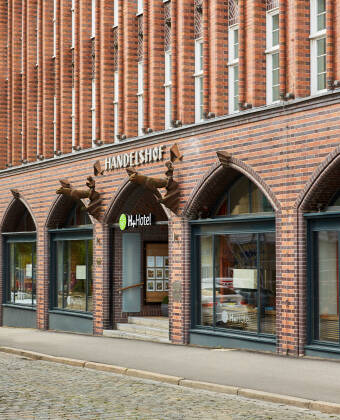 H+ Hotel Lübeck har en suveræn placering i hjertet af Lübeck, tæt på Holstentor og den charmerende UNESCO-listede Altstadt.