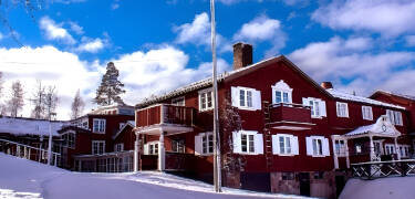112