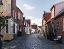 Hostrups Hotel ligger midt i den historiske by Tønder, hvor I kan gå på opdagelse.