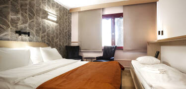 Med Risskov Bilsemester erbjuds ni boende i hotellets trivsamma standardrum.