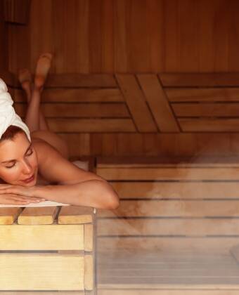 Or take a refreshing dip and warm up in the sauna at Strömstad's cold baths.