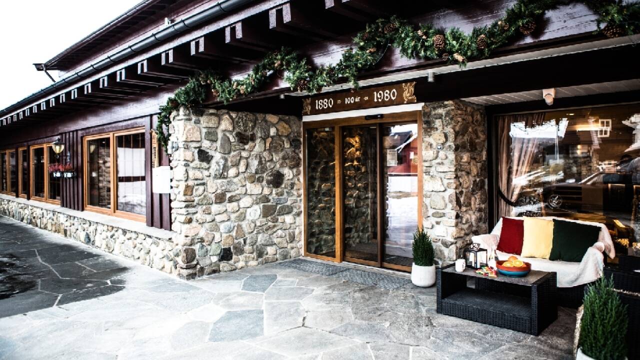 Geilo Hotel har en fantastisk beliggenhed centralt i Geilo tæt ved skilifter og løjper.