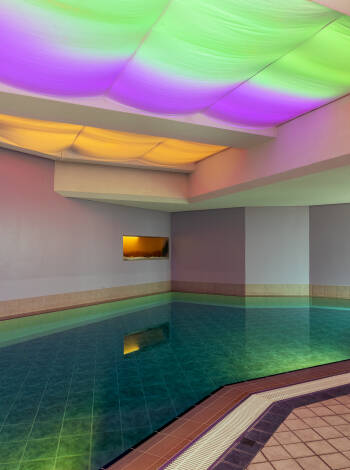 Auramaris Spa tilbyr 1200 m² med velvære og avslapning.