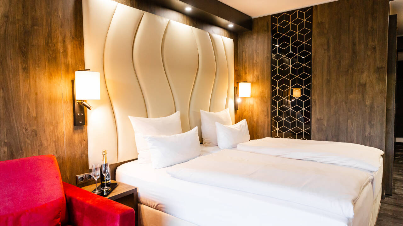 Die Hotelzimmer im PLAZA Premium Timmendorfer Strand sind frisch renoviert und bieten hohen Komfort für Ihren Aufenthalt.
