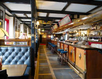 The Bishops Arms gastropub has an authentic English pub atmosphere, and offers great food and drink.
