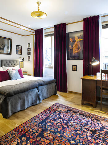 Alla rum är charmigt inredda med en blandning av nya och antika möbler och moderna hotellfaciliteter.