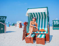 Nyd den nemme adgang til Boltenhagen Strand fra hotellet - perfekt til en sommerferie.