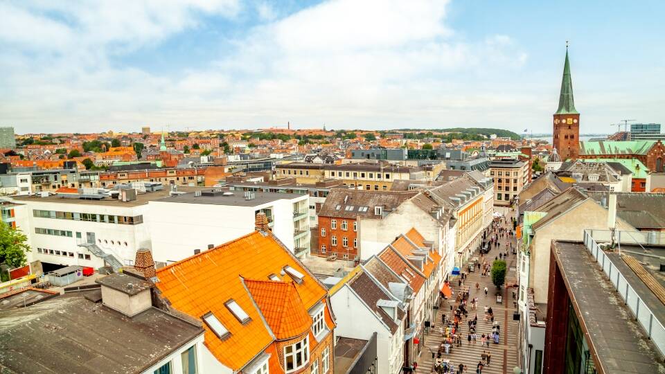 Just 4 km outside Aarhus city centre, the hotel offers a great base for exploring the city's many attractions.