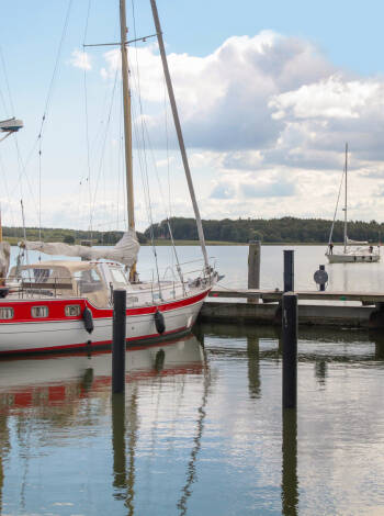 The peninsula is perfect for sailing and fishing.