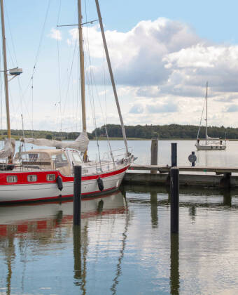 Halvøya er perfekt for seiling og fiske.