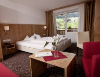 Alle hotellets værelser tilbyr moderne og hyggelige rammer under oppholdet i Tyrol.