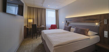 De moderna och bekväma hotellrummen renoverades under 2021.