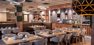 Ob Frühstück, Mittagessen oder Abendbrot: Im neuen Restaurant Königstein werden Sie, wie gewohnt, mit unserem herzlichen Lächeln empfangen.