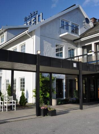 Vinger Hotell har ett idylliskt och centralt läge i den norska fästningsstaden, Kongsvinger, beläget ca 100 km nordöst om Oslo.