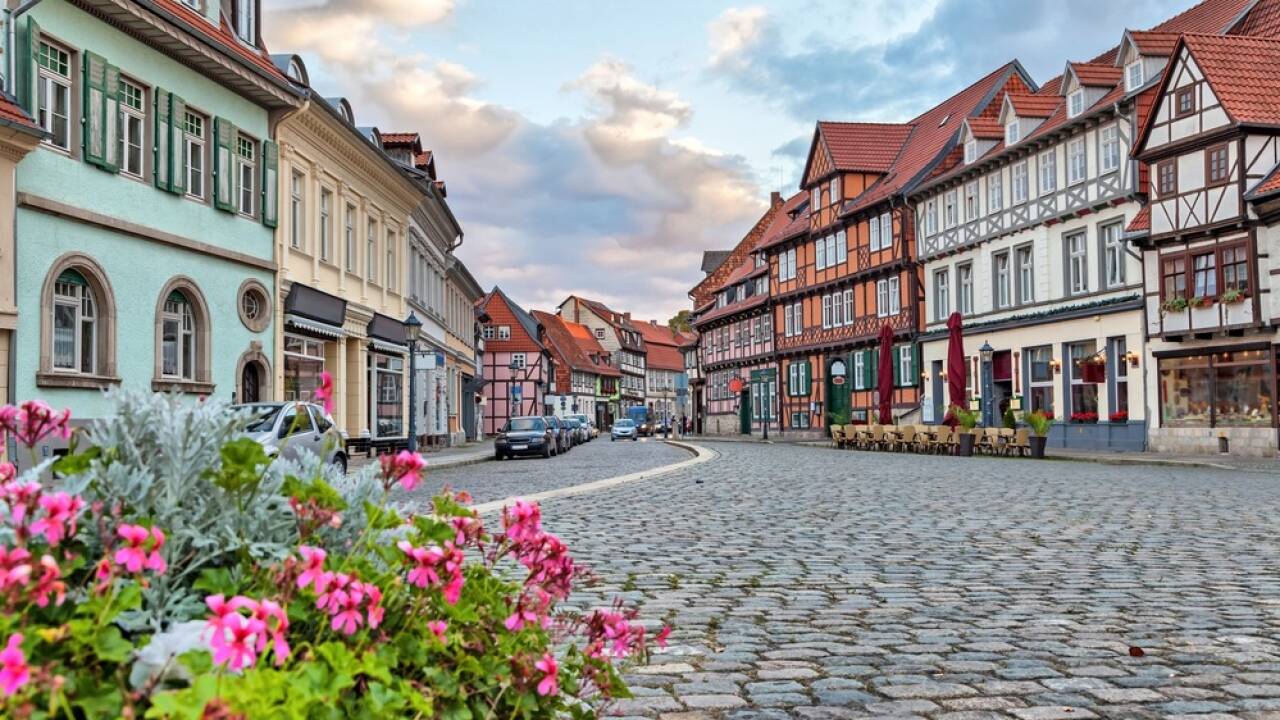Tag på udflugt i Harzen og besøg f.eks. den smukke UNESCO-listede by, Quedlinburg.