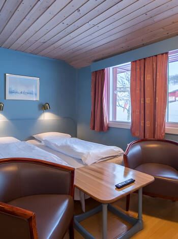 You will be accommodated in bright rooms, which provide a good base for your stay in the Norwegian mountains.