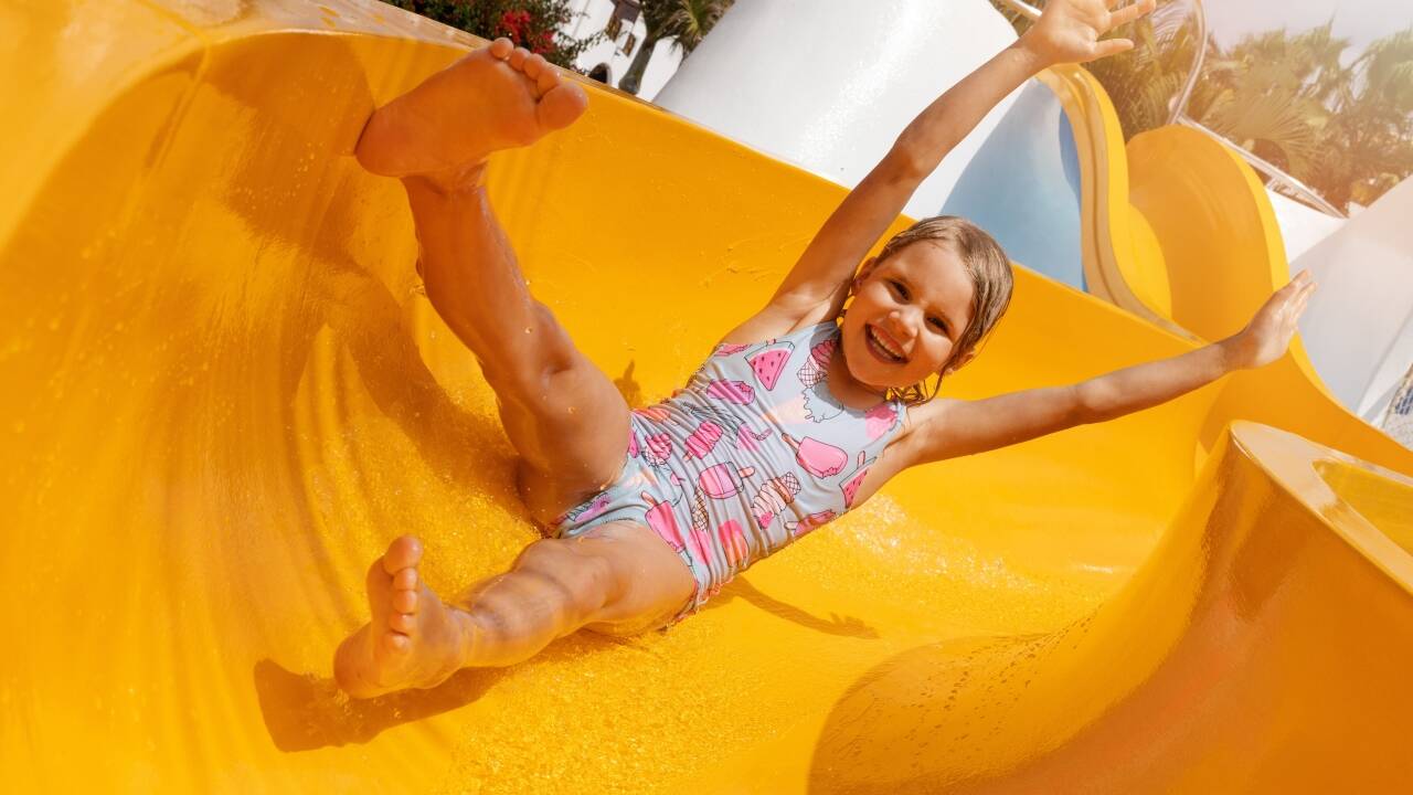 Bø Sommarland er en av Skandinavias største badeland og er svært populært om sommeren med sine sklier og bassenger.