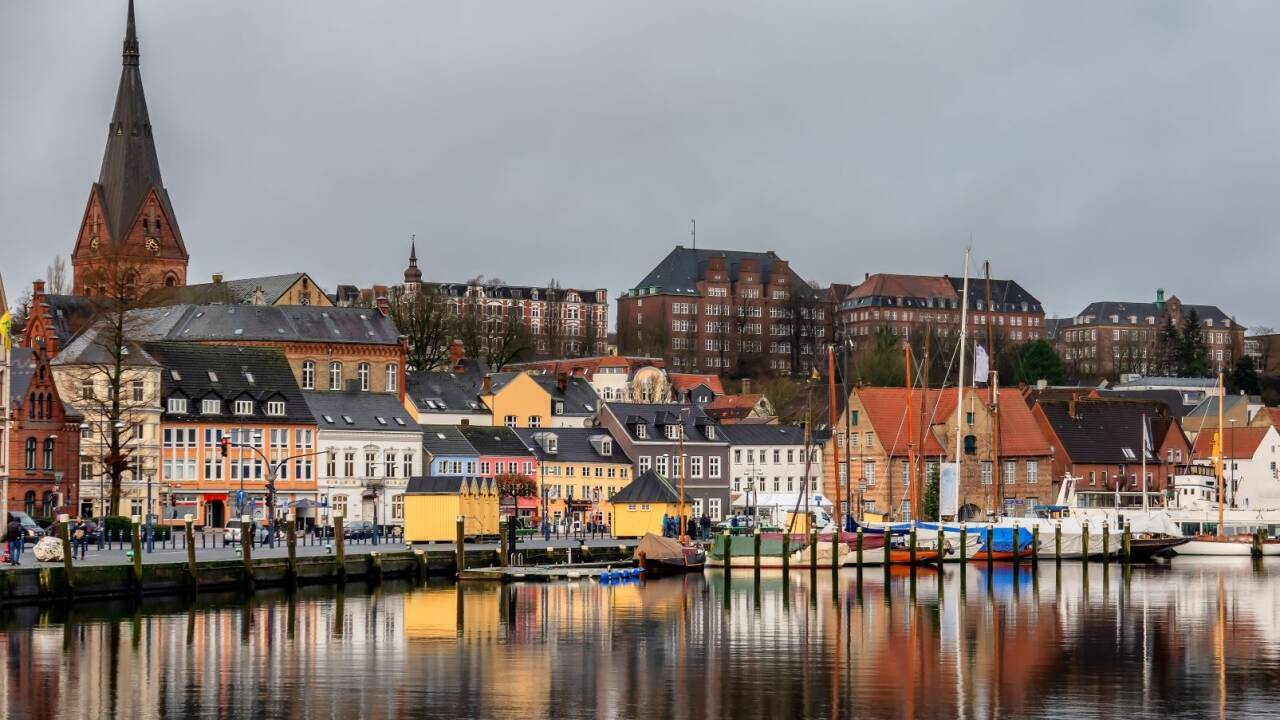 Flensburg by er en lille køretur væk, og er bestemt et besøg værd.