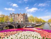 Hotellets centrala läge är perfekt för utflykter till flera städer som Amsterdam, Haag, Utrecht och Rotterdam.