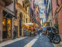 Utöver Venedig har ni även möjlighet att besöka några av de andra vackra städerna i närheten, som t.ex. Verona.