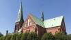 Domkyrkan i Meldorf är stadens absoluta mittpunkt och här kan ni uppleva flera olika byggnadsstilar. 