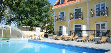 Välkommen till Hotell Skansen Öland – en plats för avkoppling, njutning och öländsk charm.