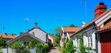 Verpassen Sie nicht die Stadt Kalmar mit ihrer schönen Altstadt, dem Kalmarer Schloss und dem Café Söderport.