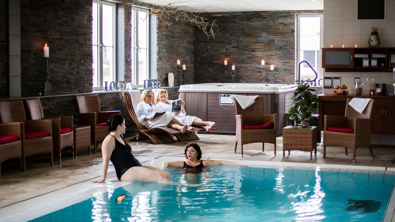 Hotell Skansen Öland är en oas perfekt för avslappning på hotellets egna spa.