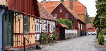 Åhus bietet eine charmante Küstenatmosphäre in der Nähe lokaler Sehenswürdigkeiten.