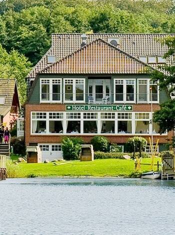 Der Dieksee ist einer der fünf Seen der Region, die zusammen das norddeutsche "5 Seenland" bilden.
