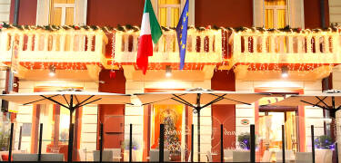 Genießen Sie Ihre Getränke im Hotel Esplanade und lassen Sie die schöne Atmosphäre auf sich wirken.