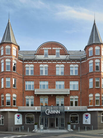 Cabinn Esbjerg tilbyr en sentral beliggenhet i hjertet av Esbjerg.