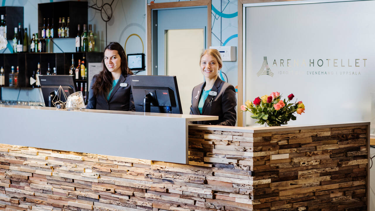Arenahotellet er Uppsalas største og mest moderne hotel, hvor personalet står klart til at byde dig velkommen i receptionen