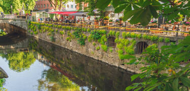 Her bor du tæt på Uppsala centrum der byder på både shopping og attraktioner