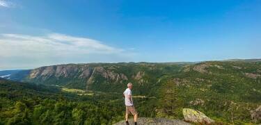 Skjønne turstier er med på å gjøre Eikerapen til et paradis for de som gjerne vil komme helt nær naturen.