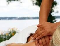 På Alter Meierhof Vitalhotel er der mulighed for at bestille et væld af behandlinger og massager mod et gebyr.