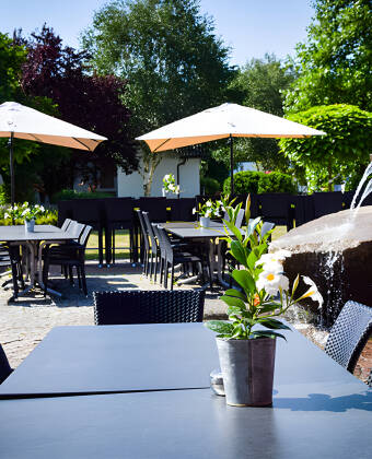 The hotel's lovingly designed outdoor area becomes a recreational paradise when the weather is fine.