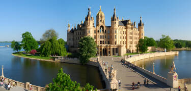 Schwerin wird als eine der schönsten Städte der Region beschrieben und ist auf jeden Fall einen Besuch wert.