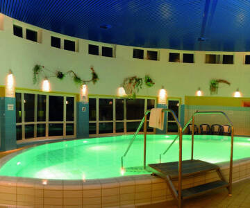 Gönnen Sie sich ein wenig Entspannung im Wellnessbereich des Hotels, weit weg von den Sorgen des Alltags.